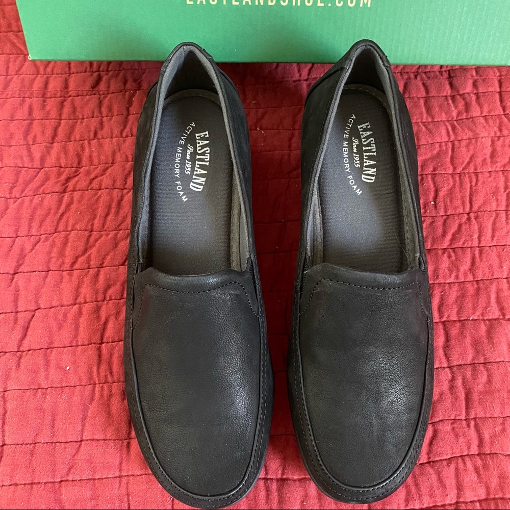 Eastlanf wedge shoes